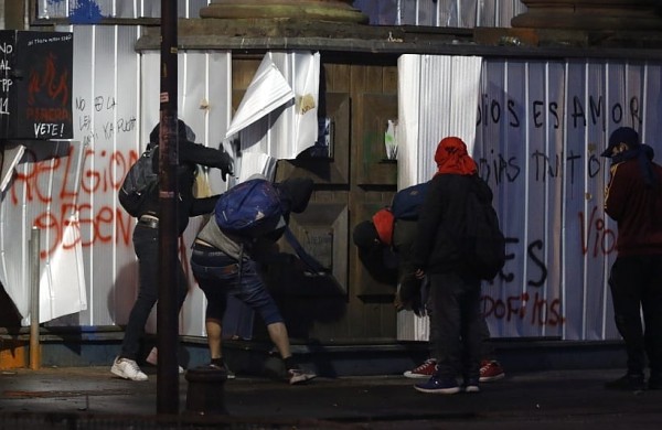 Comisión del Senado inicia estudio de indulto por detenciones del Estallido Social | Abogados Puerto Montt - Bufete de Abogados Puerto Montt Comisión del Senado inicia estudio de indulto por detenciones del Estallido Social | Abogados Puerto Montt - Bufete de Abogados Puerto Montt