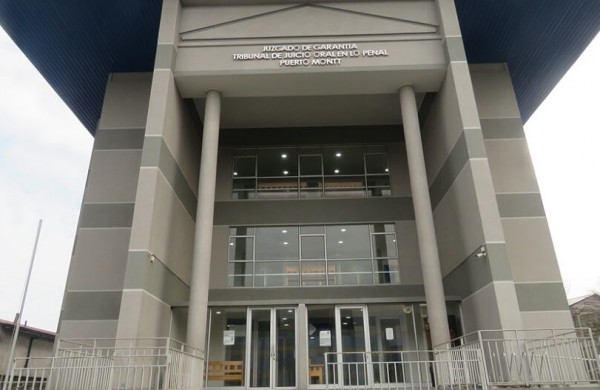 TOP DE PUERTO MONTT DICTA VEREDICTO CONDENATORIO CONTRA AUTOR DE DOS DELITOS DE ROBO CON FUERZA | Abogados Puerto Montt - Bufete de Abogados Puerto Montt TOP DE PUERTO MONTT DICTA VEREDICTO CONDENATORIO CONTRA AUTOR DE DOS DELITOS DE ROBO CON FUERZA | Abogados Puerto Montt - Bufete de Abogados Puerto Montt